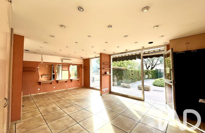 Vente Boutique/Local commercial 35 m&sup2; — photo 2