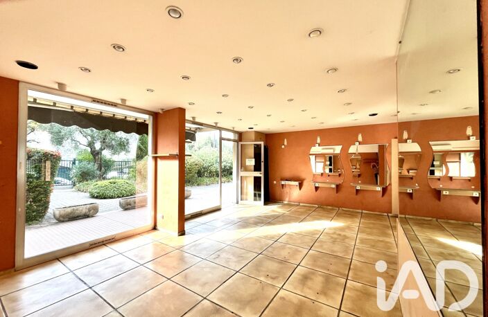 Vente Boutique/Local commercial 35 m&sup2; — photo 3