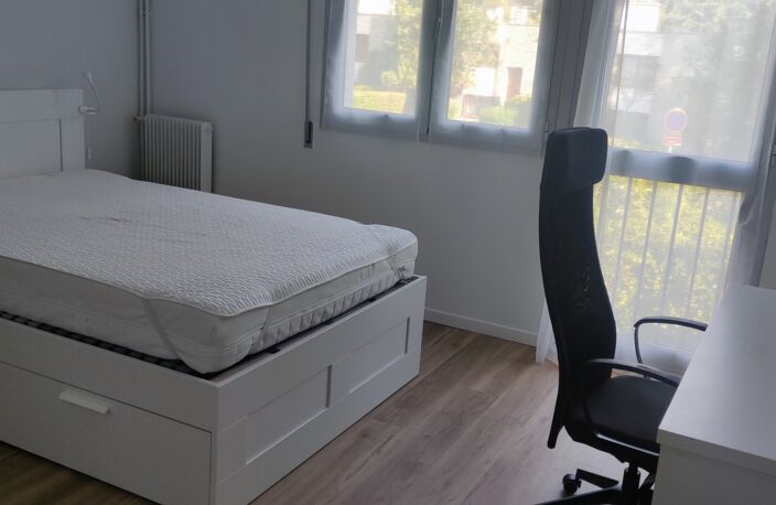 Location Appartement 1 pièce — photo 3