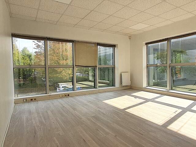 Vente Boutique/Local commercial 330 m&sup2; — photo du bien