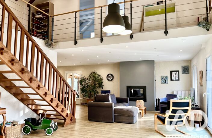 Location Maison/villa 7 pièces — photo 2