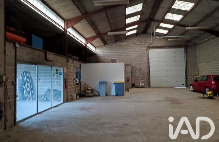 Vente Garage 308 m&sup2; — photo 2