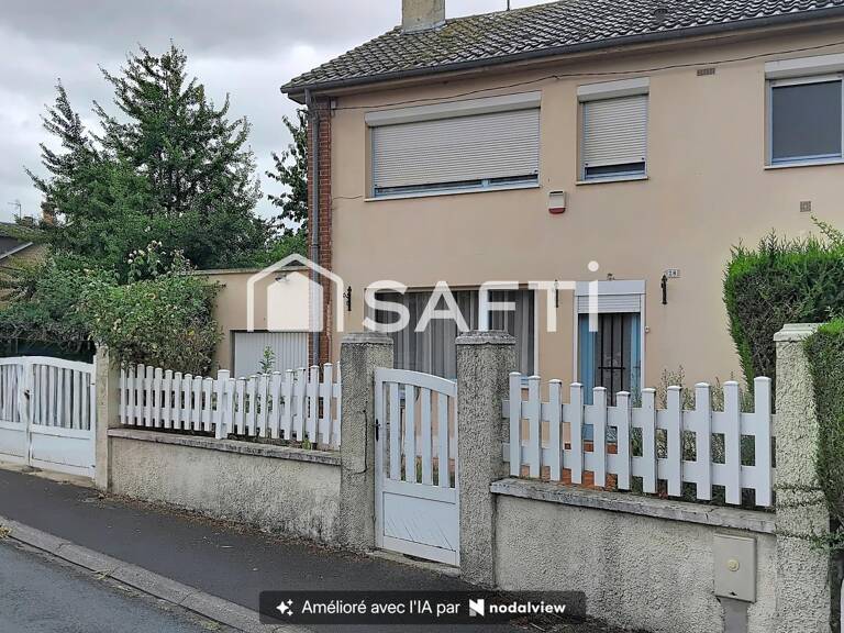Maison 4 pièces de 81m²  Francilly-Selency (02760) — photo 1