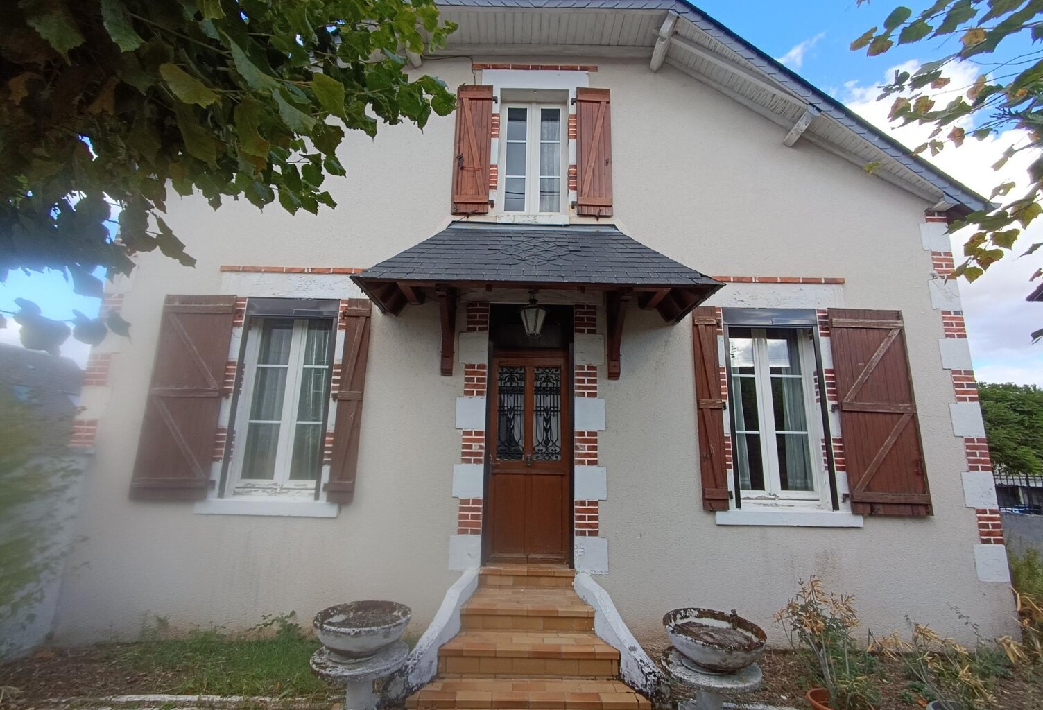 Maison de ville des années 30, bon état général. — photo 1
