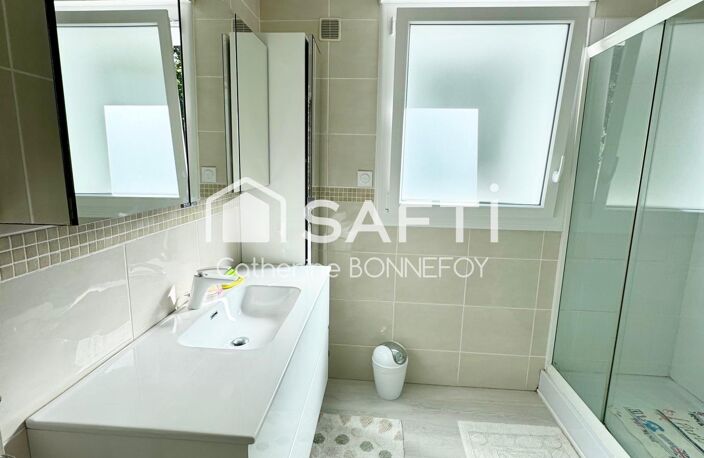 MAISON FAMILIALE 5 CHAMBRES  SOUS-SOL COMPLET — photo 4