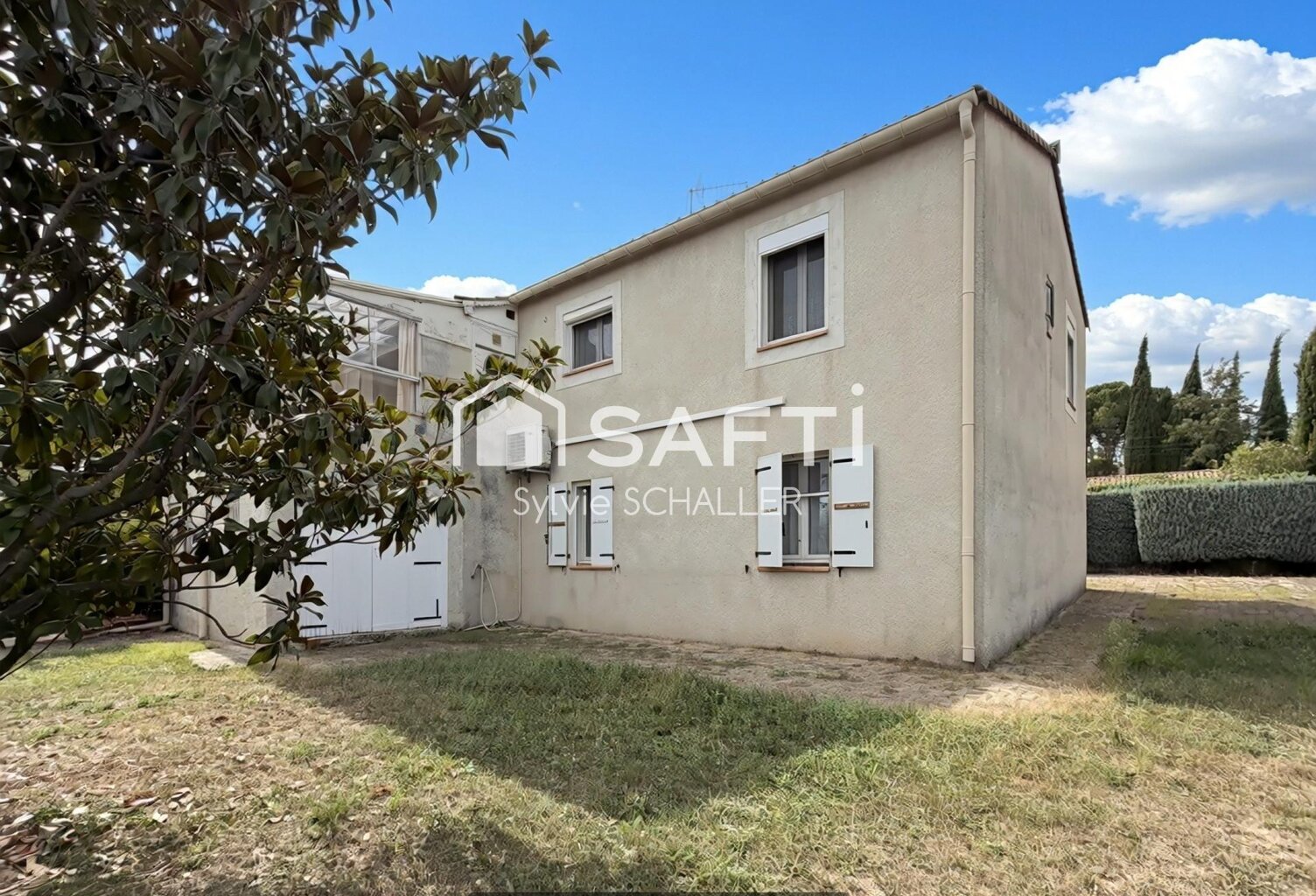 Villa familiale climatisée semi mitoyenne par le garage. — photo 1