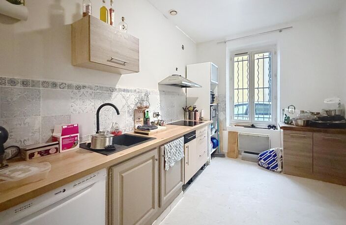 Pernes les fontaines, immeuble 300m² habitable + 340m² — photo 5