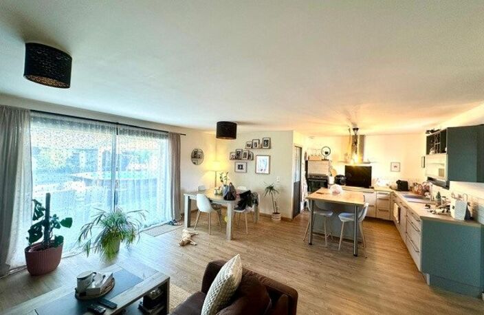POUCHARRAMET - Jolie maison contemporaine de plain-pied sur une parcelle de 613 m2 — photo 2