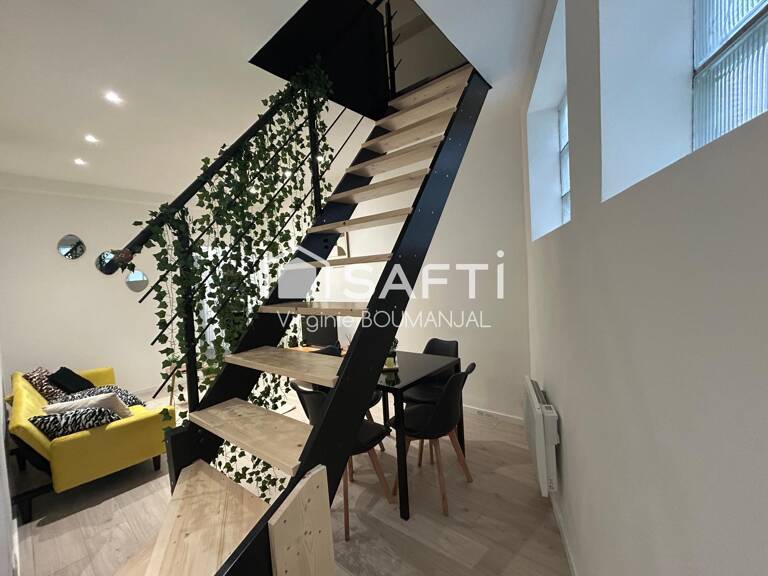 Immeuble de rapport composé d'un local commercial et de deux logements — photo 1
