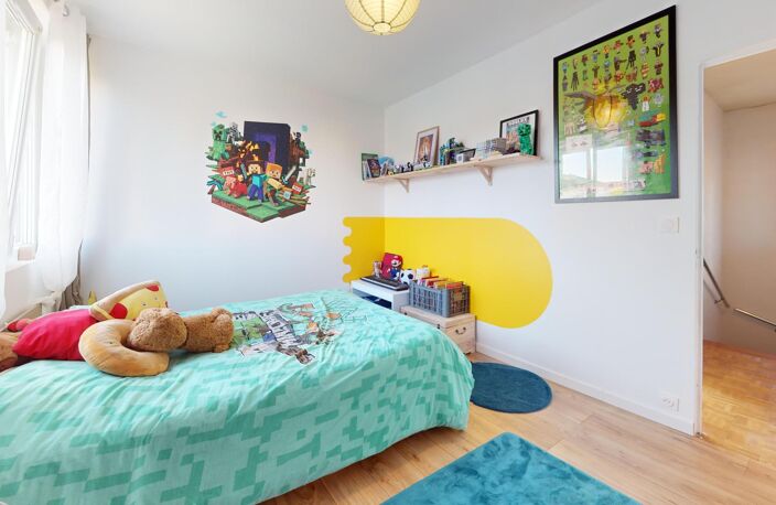 Magnifique maison avec jardin clôturé, garage, 5 chambres — photo 2