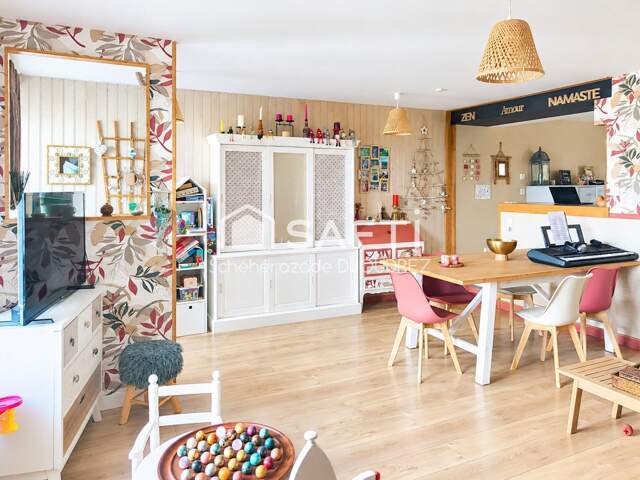MAISON DE VILLE - 4 PIECES - TERRAIN 236M² CLOTURÉ — photo du bien