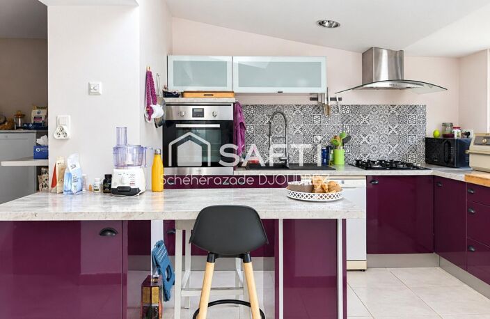 MAISON DE VILLE - 4 PIECES - TERRAIN 236M² CLOTURÉ — photo 4