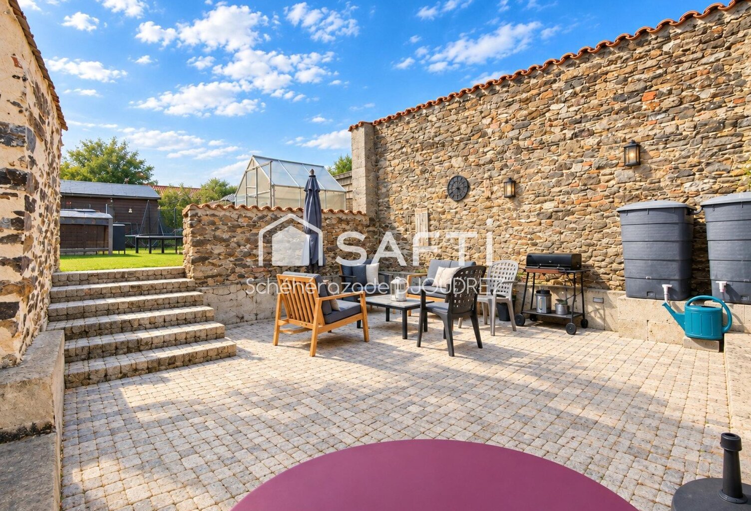 MAISON DE VILLE - 4 PIECES - TERRAIN 236M² CLOTURÉ — photo 1