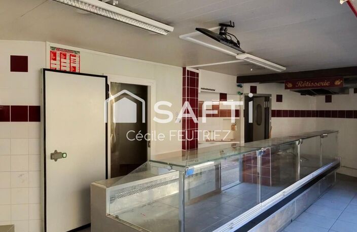Immeuble avec local commercial — photo 2