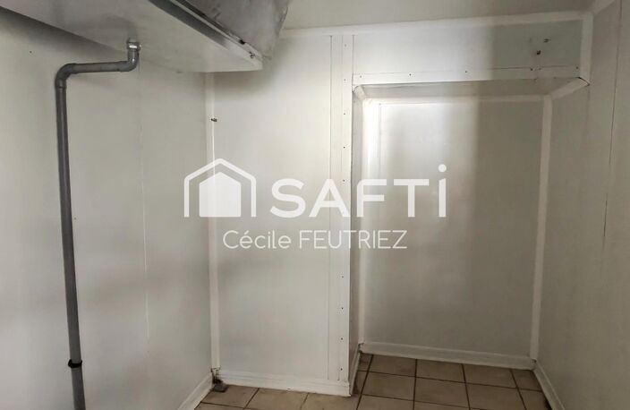 Immeuble avec local commercial — photo 3