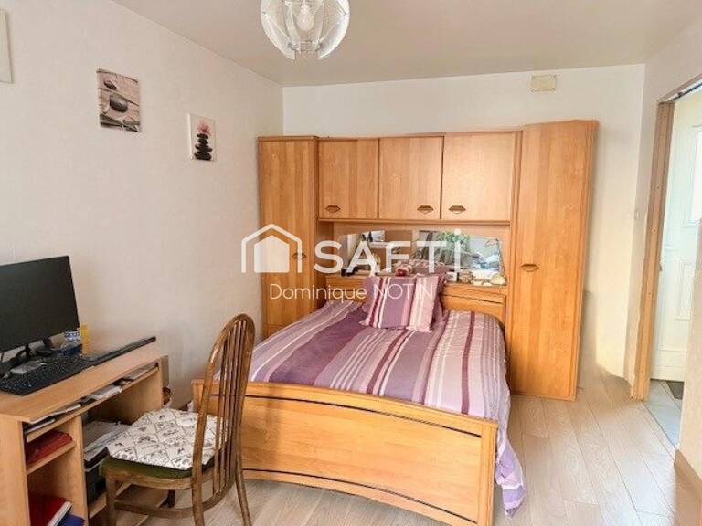 Maison de village 137m² (potentiel 240m²)  Cour 80m² au calme  Montmerle-sur-Saône — photo 1