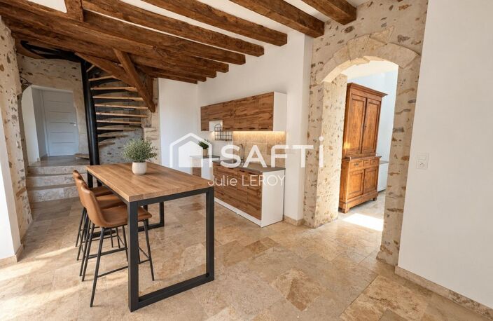 Propriété d'exception au cœur d'un ancien domaine religieux  Joué-en-Charnie (72540)...Il est des lieux qui ne se décrivent pas, ils se ressentent. — photo 2