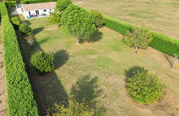 Plain pied 98 m², 5 pièces, 3 chambres — photo 3