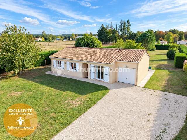 Plain pied 98 m², 5 pièces, 3 chambres — photo du bien