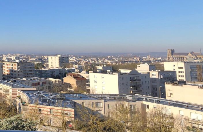 Rare à Reims, Apt 153 m², Vue Cathédrale + parking — photo 2