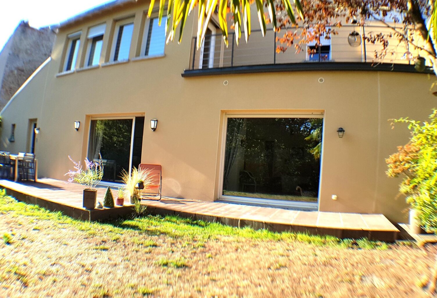 Magnifique maison de ville avec terrasse et jardin — photo 1