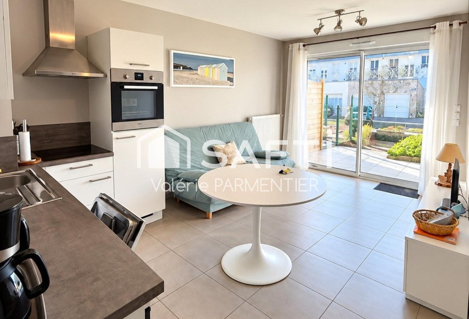 T2 + coin cabine + terrasse à 50 m de la mer — photo 1