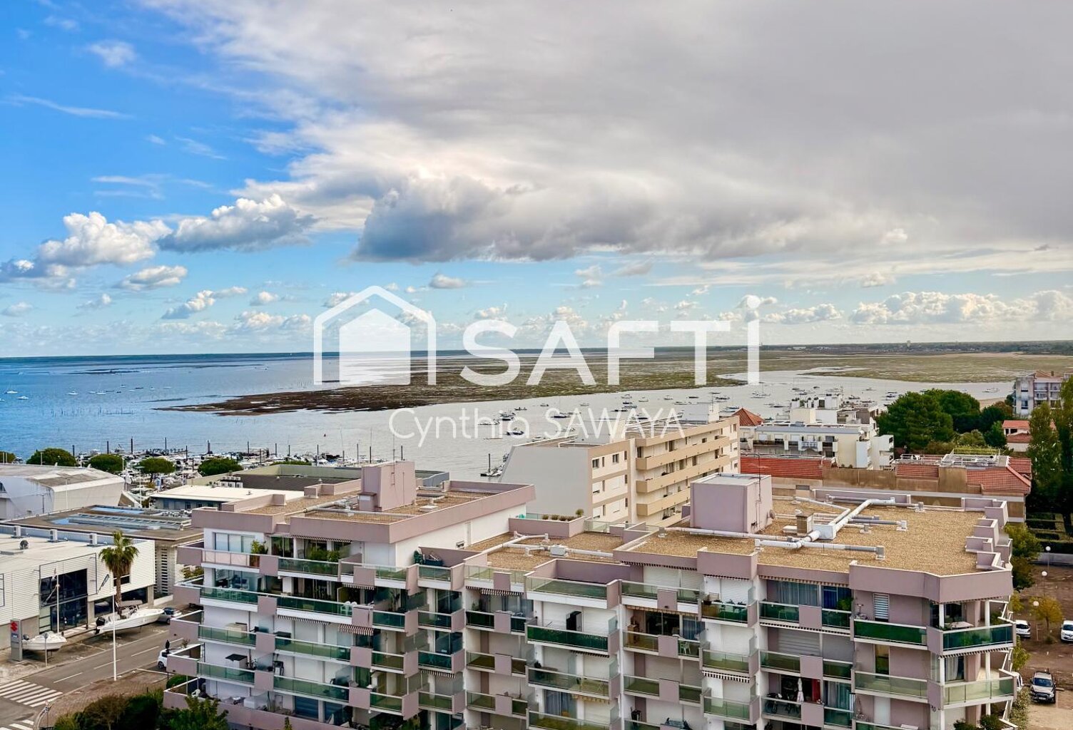 Appartement T2 avec vue bassin, avec balcon, ascenseur et place de parking! — photo 1