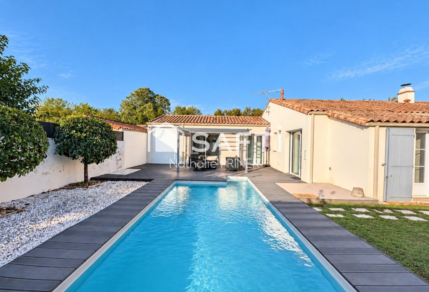 Agréable plain-pied avec piscine à Vouillé — photo 1