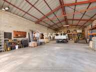 LES PUJOLS (09100)  ENTREPÔT 300 M² + BUREAU 20 M²  TERRAIN 1 600 M² — photo 4