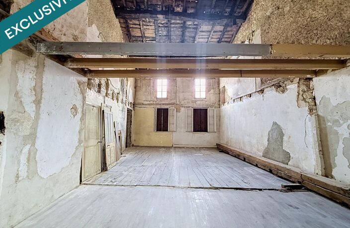 Maison avec un beau potentiel de rénovation au cœur du centre-ville ! — photo 2