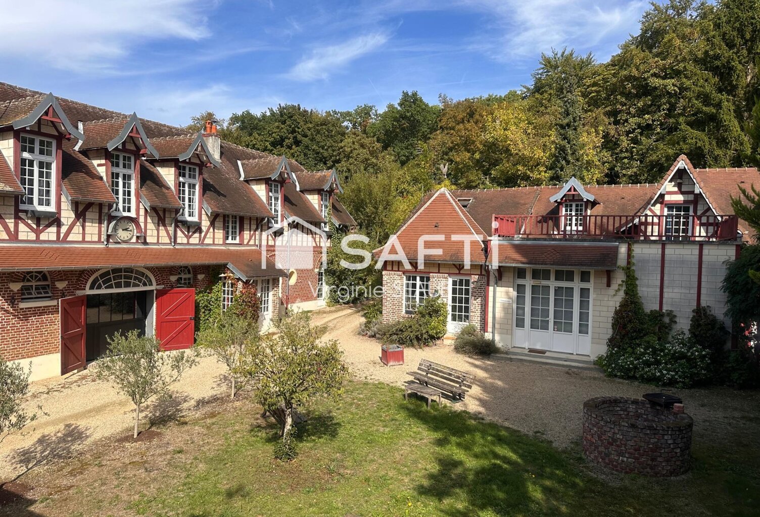 Village recherché , au coeur de la forêt Domaniale — photo 1