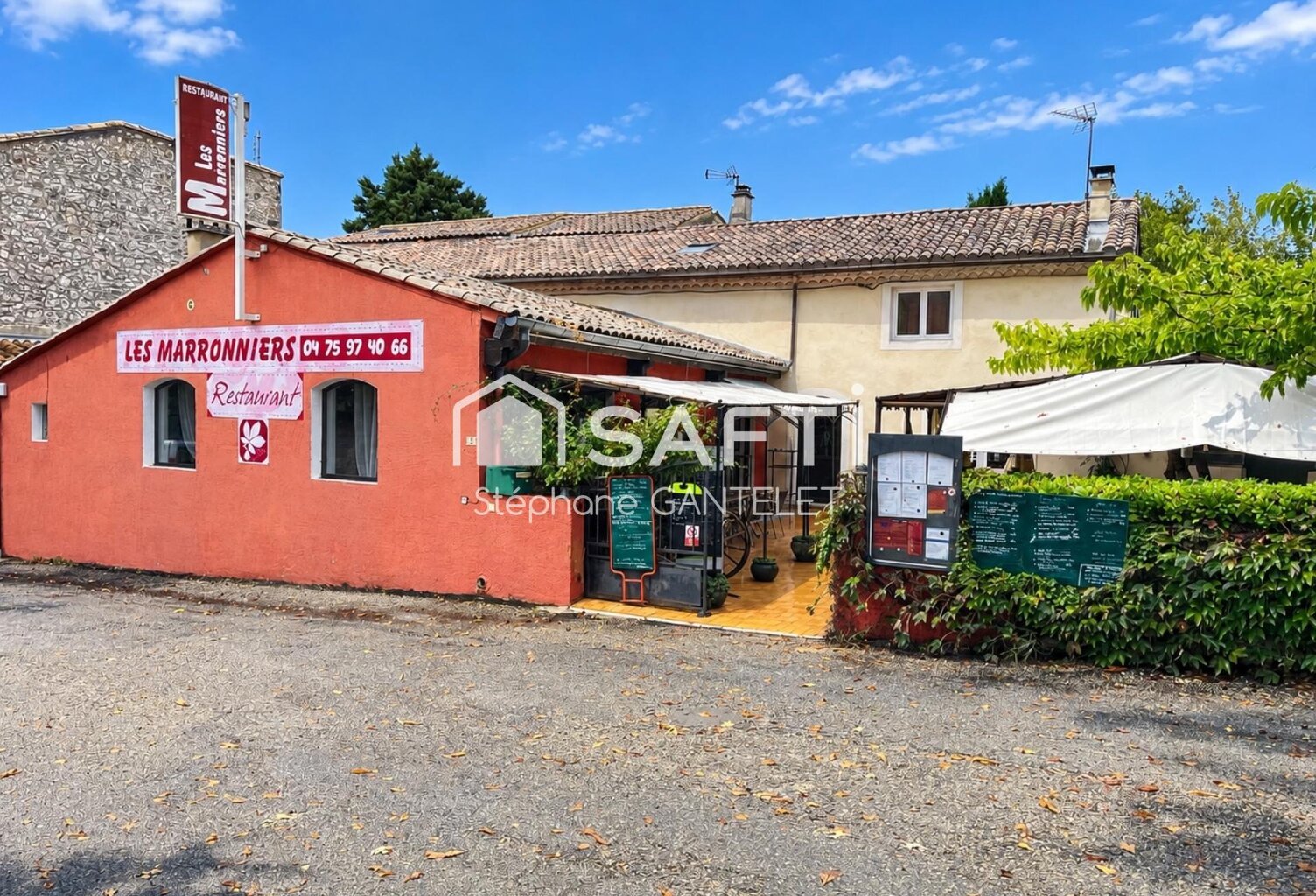 Bar-restaurant sur la route des Gorges d'Ardèche — photo 1