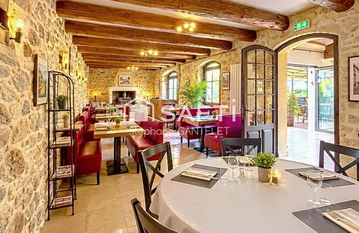 Bar-restaurant sur la route des Gorges d'Ardèche — photo 4