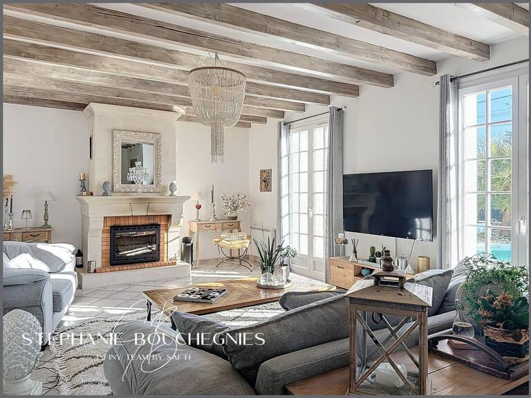 Maison T6  avec Piscine - 169m2 - Breuillet (17920) — photo 1