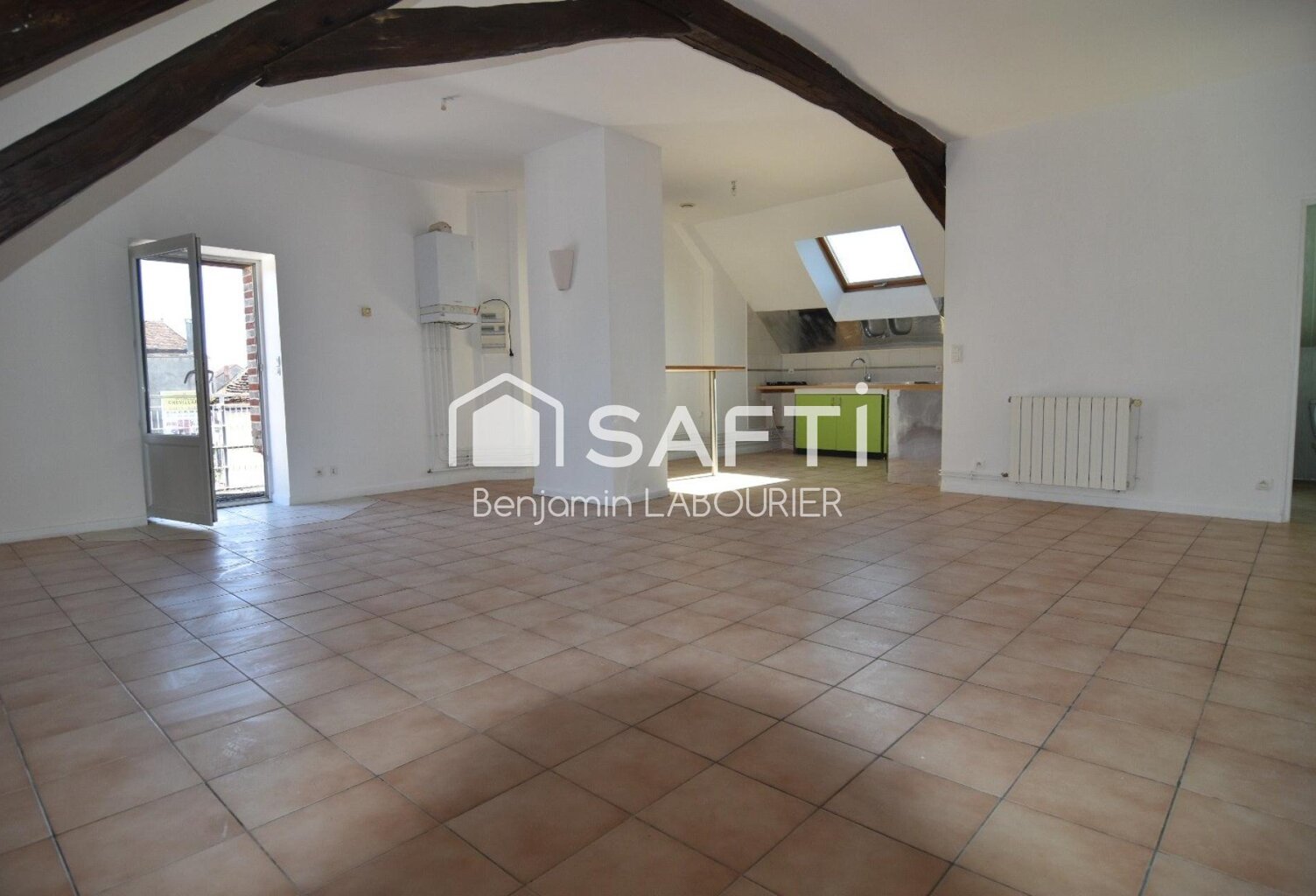T3 de charme de 82 m² au dernier étage — photo 1