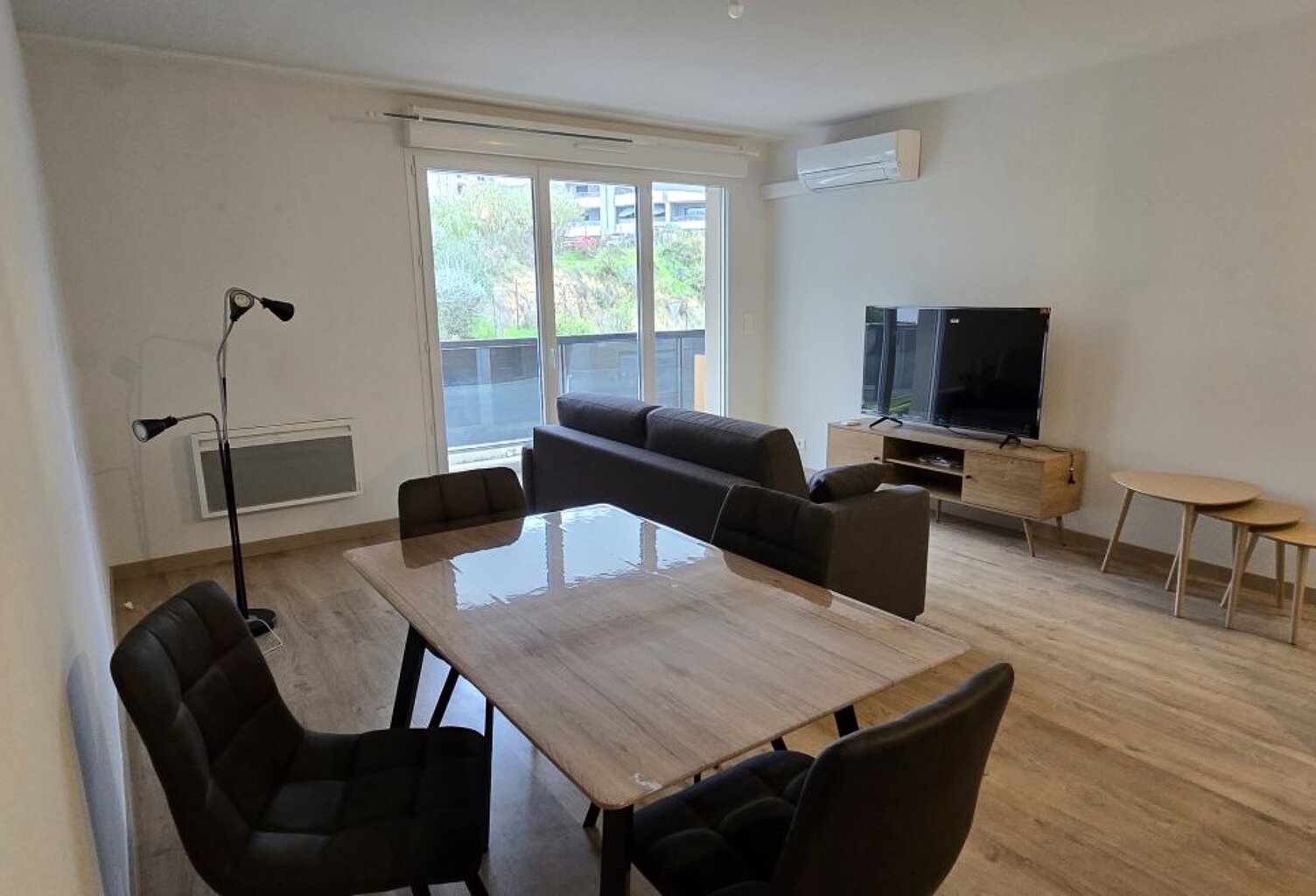 3 Pièces T3 ROCADE-MEUBLE — photo 1
