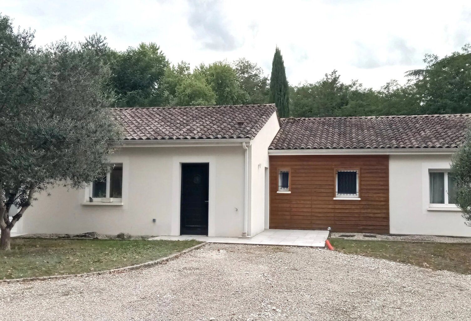 Maison contemporaine avec grand terrain à Barbaste (47230) — photo 1