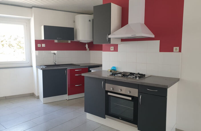 Maison de village Saint Jeure D'Ay — photo 4
