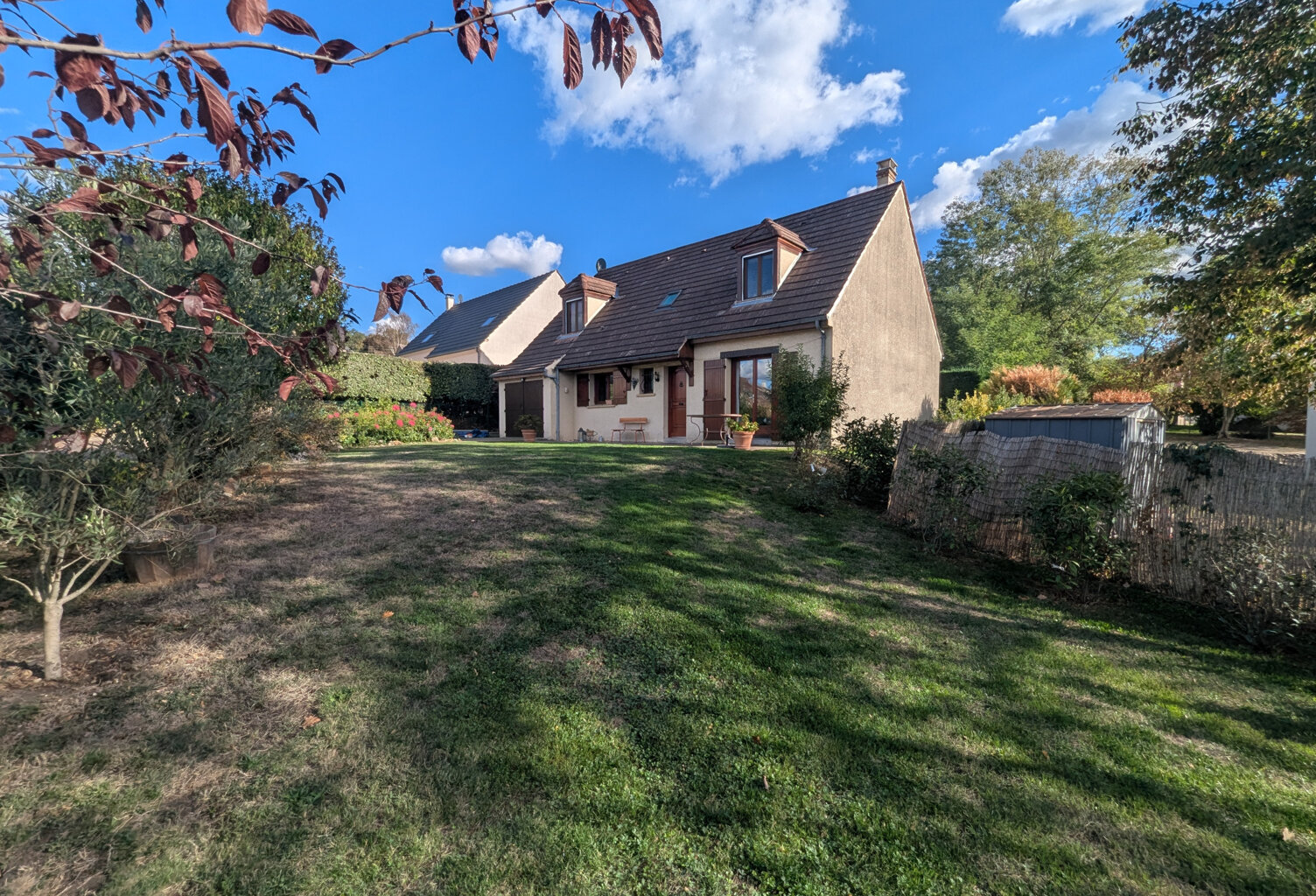Maison familiale de 7 pièces   135 m2 environ   Samoreau — photo 1