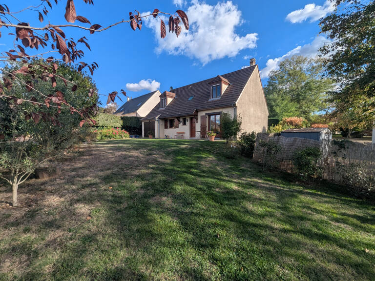 Maison familiale de 7 pièces   135 m2 environ   Samoreau — photo 1