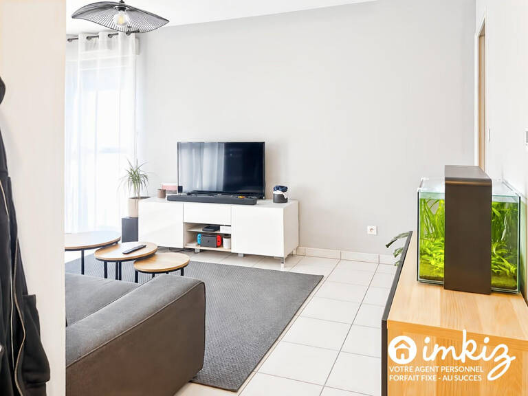 T2 lumineux avec balcon et garage — photo 1