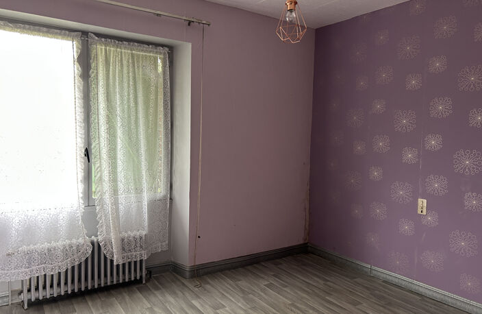 A VENDRE - Maison 3 pièces avec jardin et dépendances à Cuzi — photo 5
