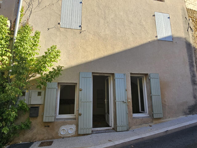 Immeuble proposé à Cadenet