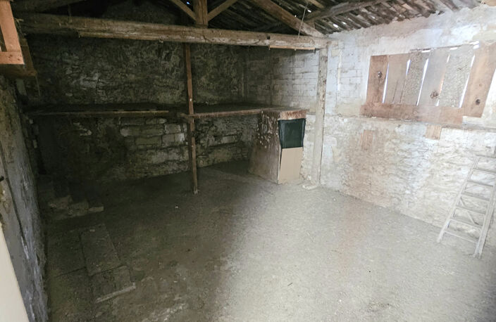 IMMEUBLE EN MONOPROPRITE DE 2 LOGEMENTS ET 2 GARAGES — photo 5