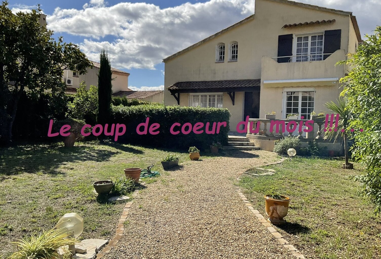 Villa — photo 1
