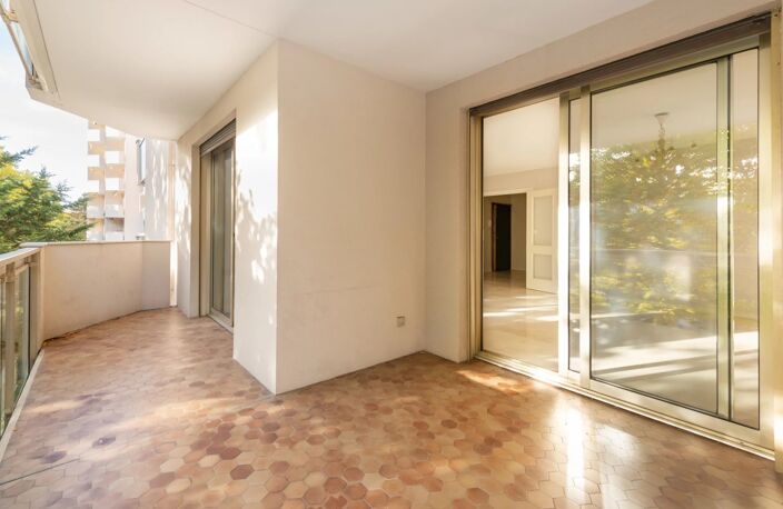 Lyon 4 - Croix Rousse - Appartement de 113,40 m² - Balcon - 3 Chambres - Garage — photo 3