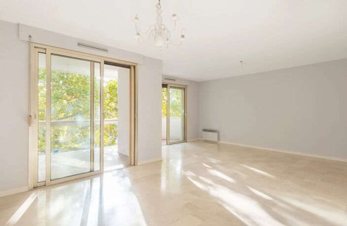 Lyon 4 - Croix Rousse - Appartement de 113,40 m² - Balcon - 3 Chambres - Garage — photo 5
