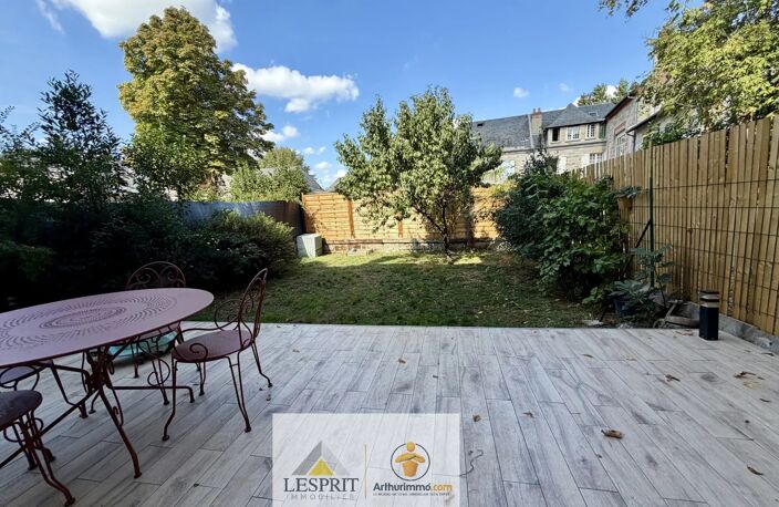 À LOUER – MAISON MEUBLÉE – CENTRE-VILLE DE BRIVE-LA-GAILLARDE — photo 2