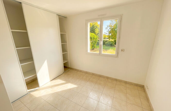 BERGERAC   Maison de plain-pied avec jardin, garage, quartie — photo 4