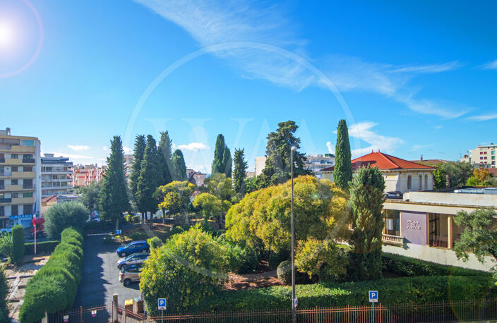 CROS DE CAGNES 2P DE 49.35 M2 AU CALME AVEC TERRASSE ET CAVE — photo 3